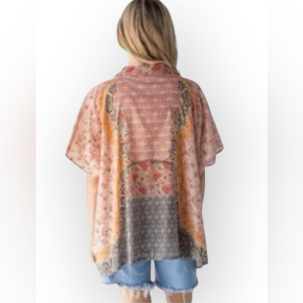 Natural Life "Kelly" Mixed Floral Patchwork Print Loose Fit Button Front Top OS - Picture 2 of 6